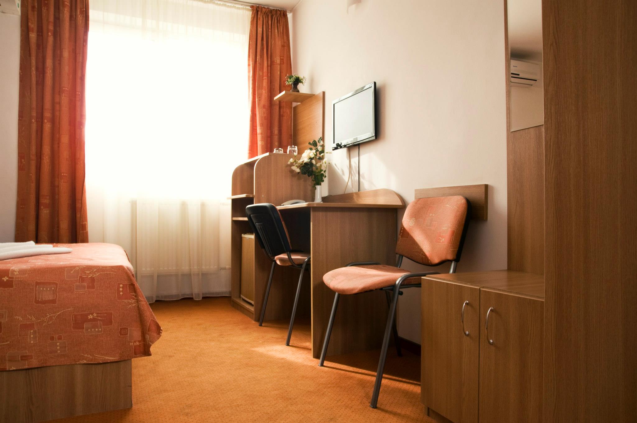 Camera Hotel Est