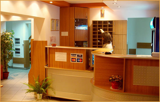 Hotel Est - old-g2